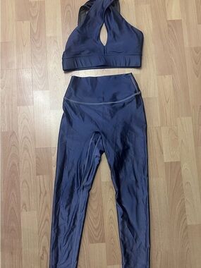 Erin oprea basics denim blue leggings and crossbody top size small
